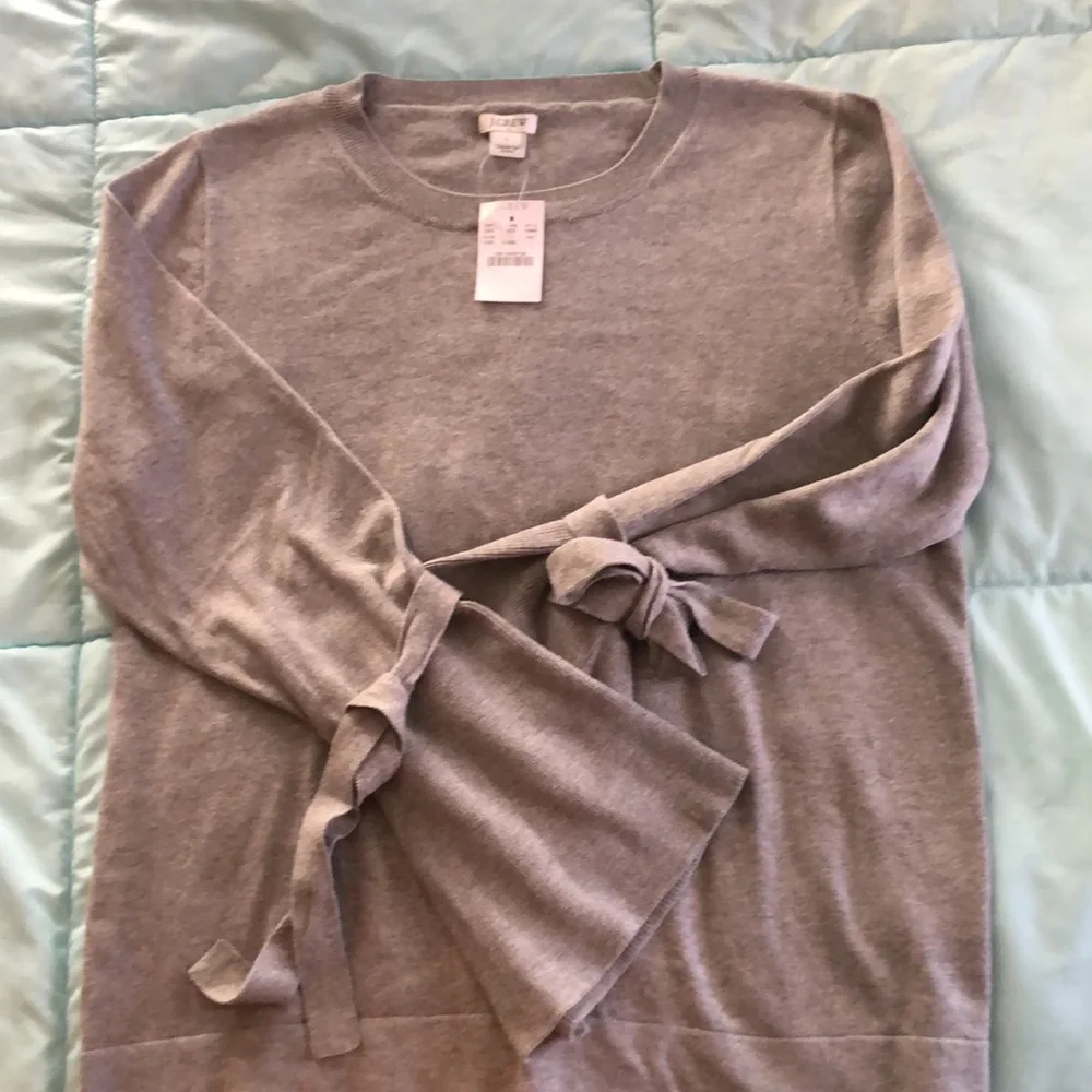 J. Crew Lightweight Gray Sweater 100% Cotton with Tie Sleeves Size L - Picture 4 of 7
